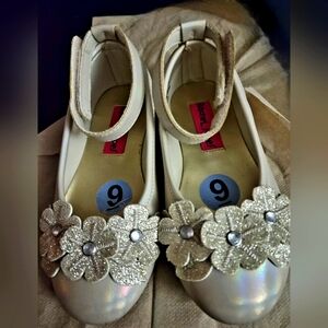 Rachel Shoes toddler girls size 9 Lanai Ballerina Shoes